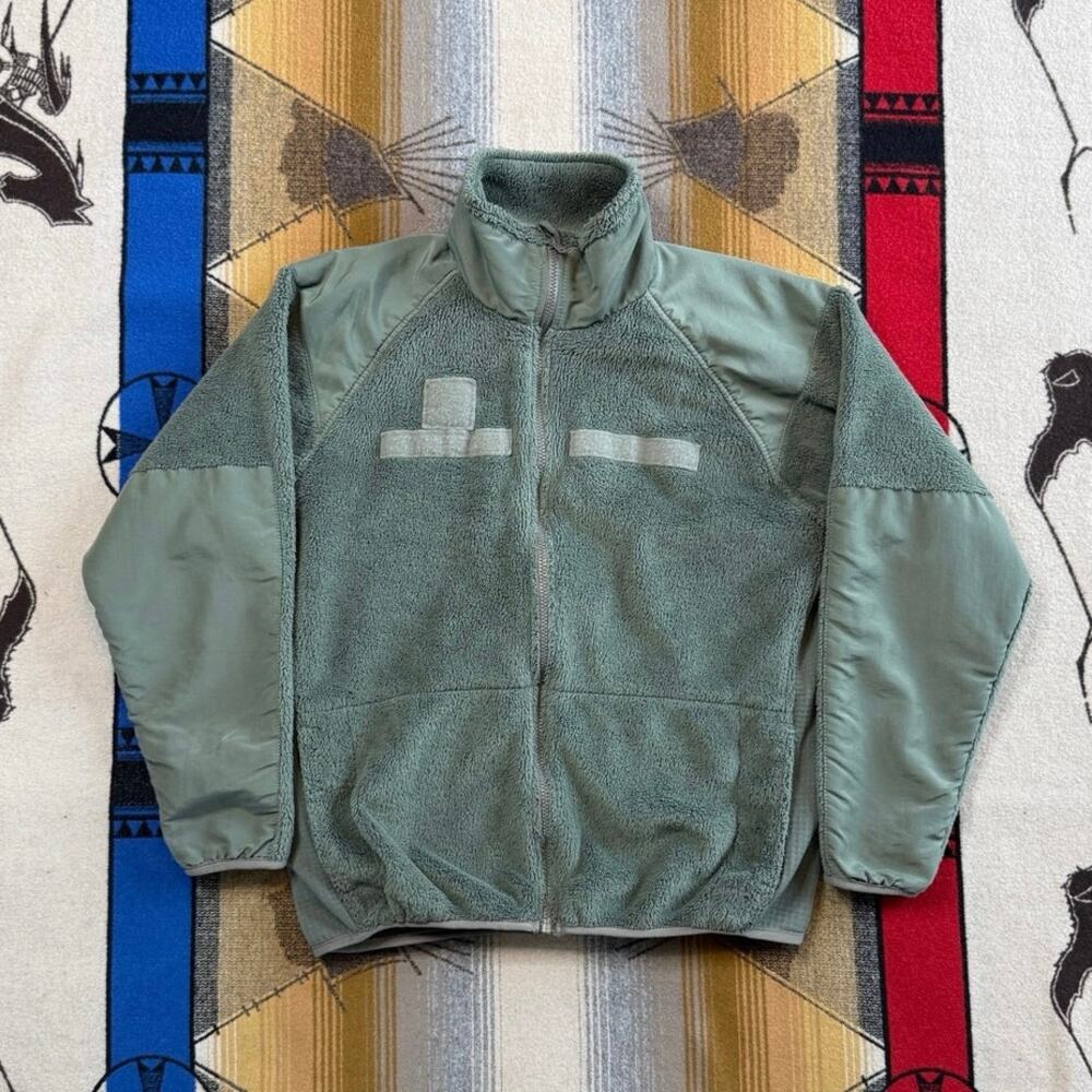 Vintage Men’s Military Cold Weather (Gen III) Full Zip Fleece Jacket Size Mediim
